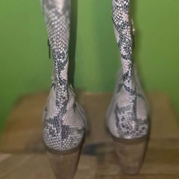 Vince Camuto Snake Print Knee-High Boots Women’s Size 5.5 - Picture 5 of 12